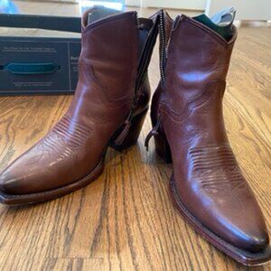 Tecovas Chestnut Leather Heeled Boots